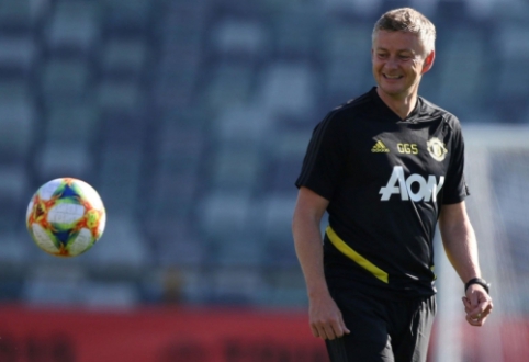 Satisfied with the composition, Solskjaer: "We don't need to sell players"