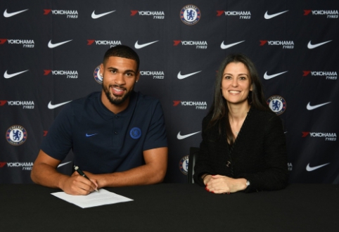 R. Loftus-Cheek signs a new contract with "Chelsea"