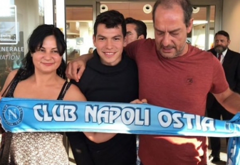 H. Lozano arrived in Italy to complete the transfer to "Napoli"