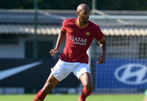 Official: "Galatasaray" borrowed S. Nzonzi