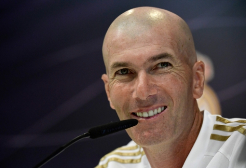 "Z. Zidane, no longer looking into the market, mentioned the future of J. Rodriguez and G. Bale"