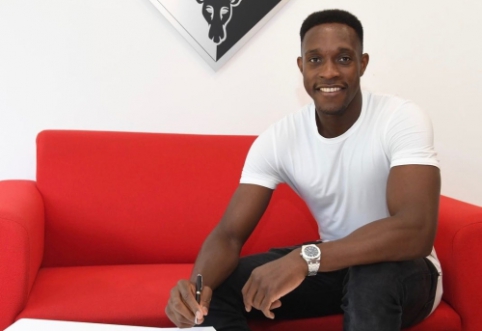 Official: D. Welbeck will play for "Watford" team