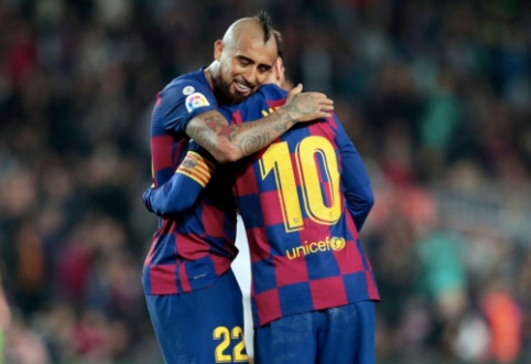 A. Vidalis: "Messi arrived from another planet"