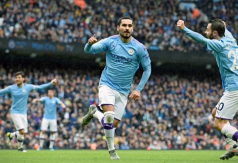 "Man City" dealt with "Aston Villa" team in the second half.