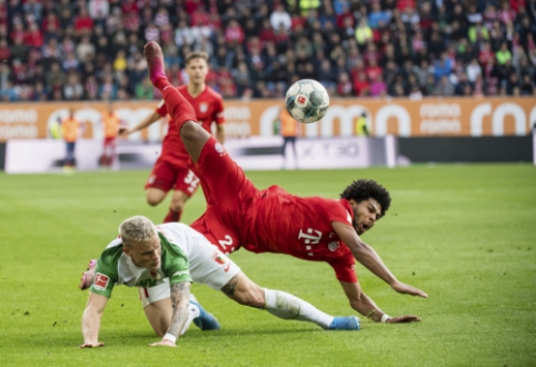 "Bayern" failed to beat the underdogs, "RB Leipzig" and "Wolfsburg" shared a point