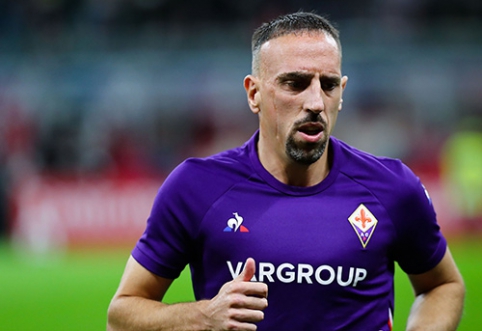 Transfers and rumors of August 9: unexpected departure of F. Ribery and "Roma" attacking matters