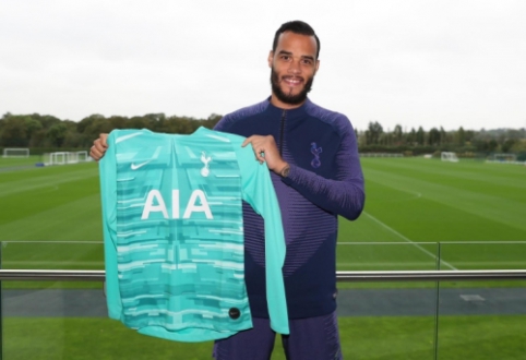 H. Lloris missing, "Tottenham" gets back M. Vorm