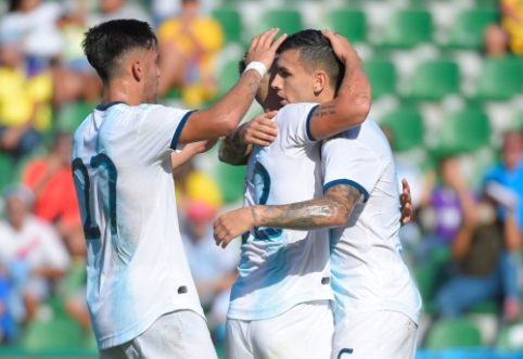 Argentinians enjoyed a match against Ecuador, Brazilians did not overcome the Nigerian team