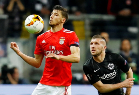 "Man City" interested in "Benfica" defender's services