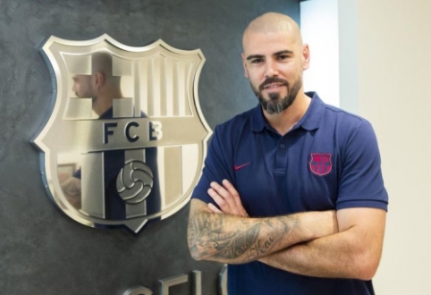 V. Valdes leaves job at "Barcelona" academy