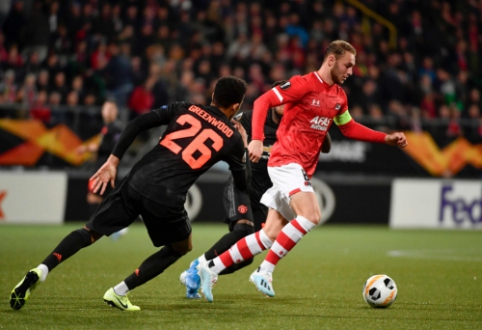 EN: "Man Utd" unable to beat "AZ Alkmaar" team, "Sevilla" defeated APOEL