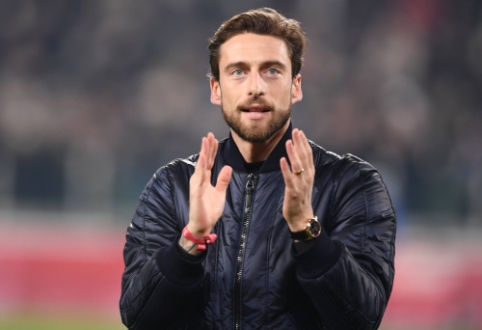 "Officially ended his career C. Marchisio, who held a farewell at the "Juventus" stadium"