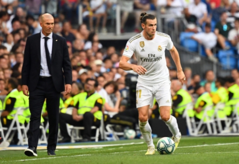 Z. Zidane standing up for G. Bale: "He can still be important to our team"