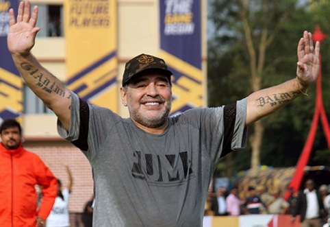 D. Maradona left the position of "Gimnasia" coach