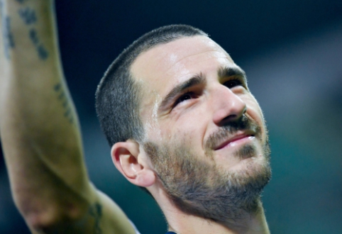 "Juventus" extends contract with L.Bonucci