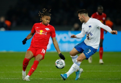 "RB Leipzig" secured an easy victory, "Schalke" dropped points in the match against "Dusseldorf"