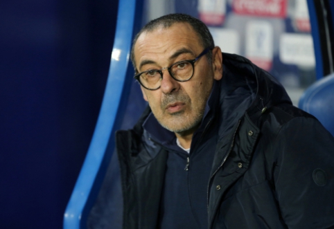 M. Sarri after the failure in the Supercup: "I will try not to cry too much"