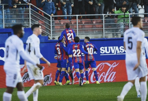 "Eibar" ended a series of five winless matches in the "La Liga" championship