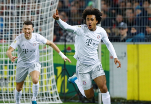 "Bayern" crushed "Freiburg" in the final moments, "Gladbach" defeated "Paderborn"