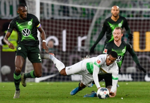 "Wolfsburg" defeated "Gladbach" at home