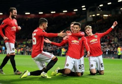 EL: Led by M. Greenwood, "Man Utd" crushed "AZ Alkmaar", "Gladbach" left out of the knockout stage.