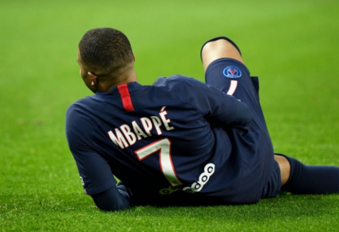 In France - Masterful goal by K. Mbappe and lackluster finish by E. Cavani