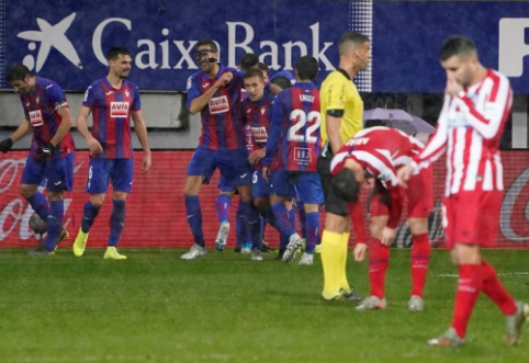 "Atletico" falls behind leaders: lost to Eibar