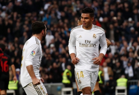 Casemiro's double brought victory to "Real" team in the match against "Sevilla"