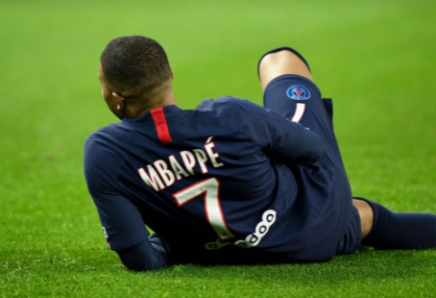 K. Mbappe: "Talks about extending the contract are not relevant to me"