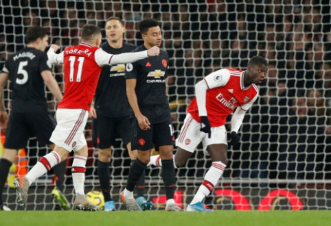 "In the first half of the match, dominated by 'Arsenal,' proved superiority over 'Man Utd'"