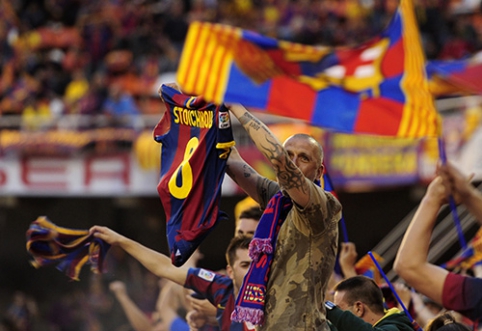 Before the match between "Valencia" and "Barcelona" - fan riots