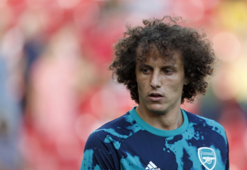 D. Luiz optimistically assesses Arsenal's chances in the Europa League