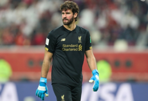 Alisson, who has experienced trauma, may miss the return match against "Atletico"