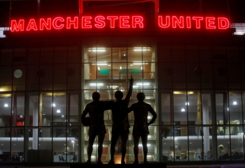 "Man Utd" will pay salaries to its employees even for failed matches