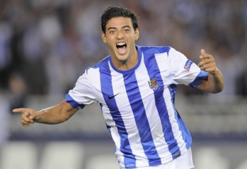 C. Vela committed to "Real Sociedad" club