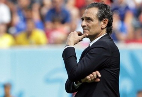 C.Prandelli: "I have nothing to hand over to the English, we have problems ourselves"