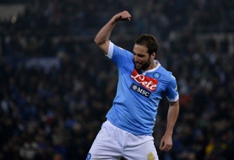 G.Higuainas can wear "Barcelona" jersey