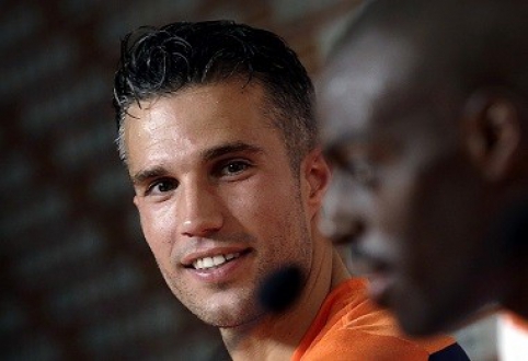 R. van Persie: I don't remember such a match when I didn't feel pain.