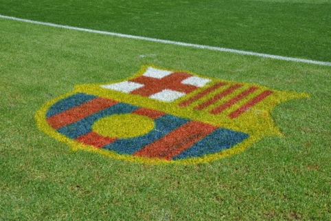 "Barcelona" prepares to cleanse: offering as many as nine players to the English