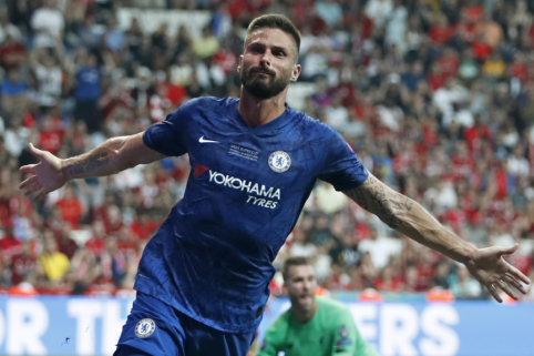 O. Giroud stays with "Chelsea" for at least another season