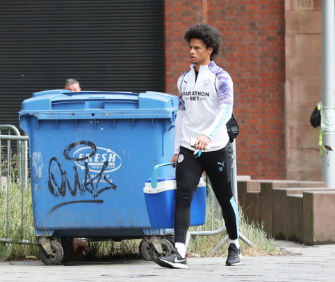 "Man City" did not like the offer from "Bayern" for L. Sane.