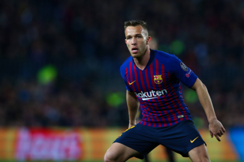 "Barcelona" Champions League finish could turn without Arthur