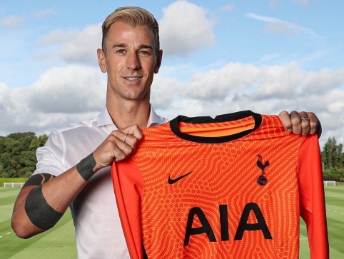 Official: "Tottenham" strengthens the goalkeeper position with J. Hart