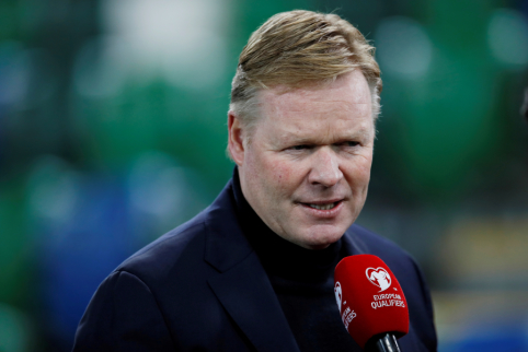 Official: R. Koeman takes the helm at "Barcos"