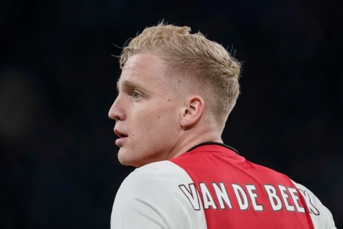 Official: D. van de Beek will play for "Man Utd" club