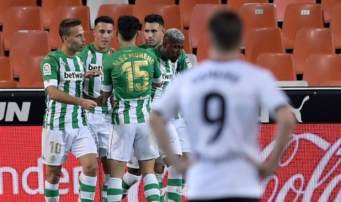 "Real Betis" defeated "Valencia", "Atletico" and "Villarreal" parted ways peacefully.