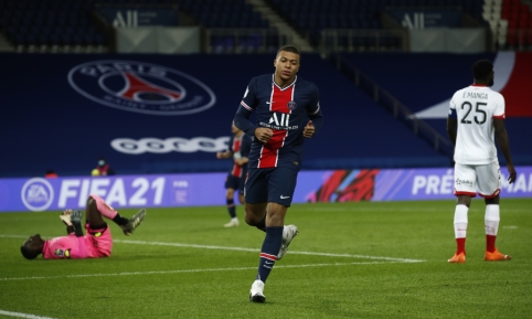 PSG crushed "Dijon" football players