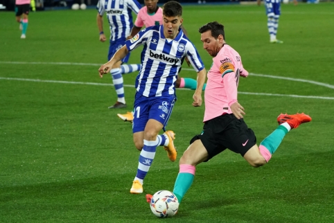 "The League": "Barcelona" failed to beat "Alaves" remaining in the minority