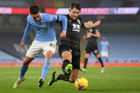 "Man City" footballers showed no mercy to "Burnley"