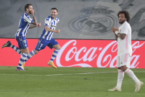 "Alaves" defeated "Real" away